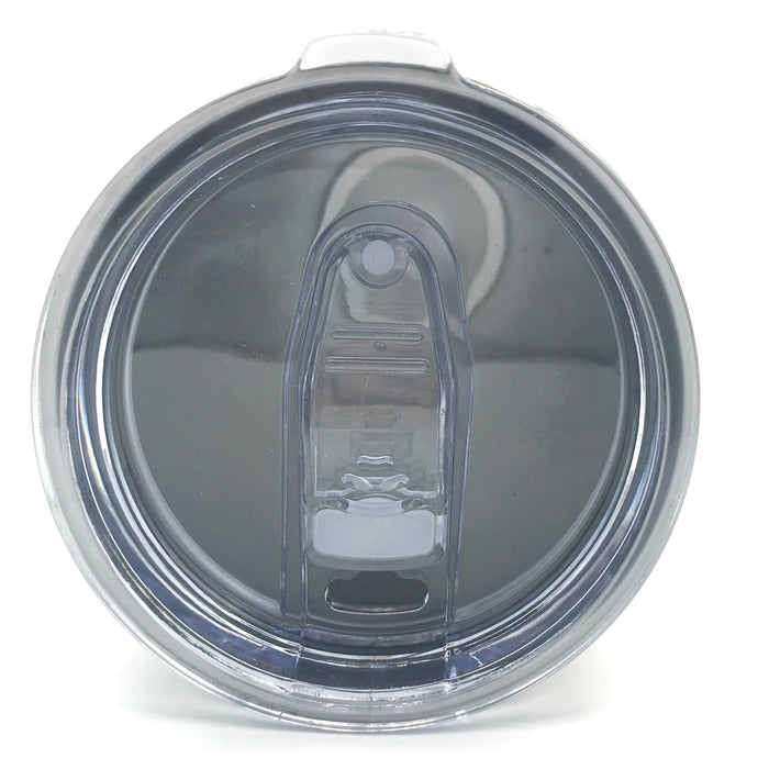 Caja de 24 vasos cónicos delgados de acero inoxidable aislados en blanco con tapa deslizante resistente a las fugas de 32 oz