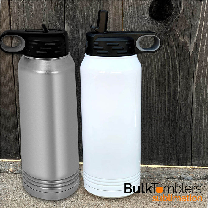 Botella de agua deportiva con aislamiento en blanco de acero inoxidabl —  Bulk Tumblers